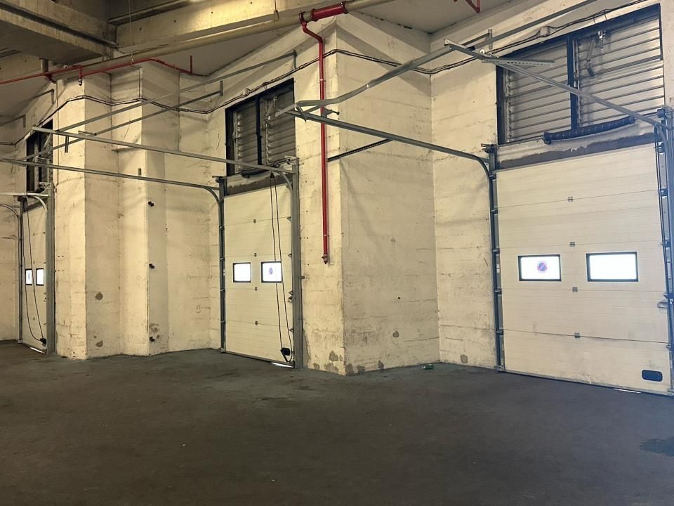 6171.97 m² pour ce activité en location à Pantin
