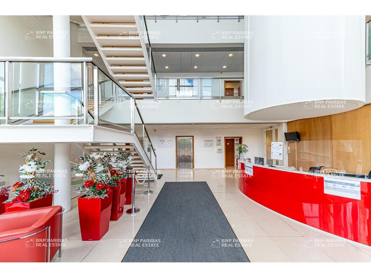 3061 m² pour ce bureaux en vente à Serris