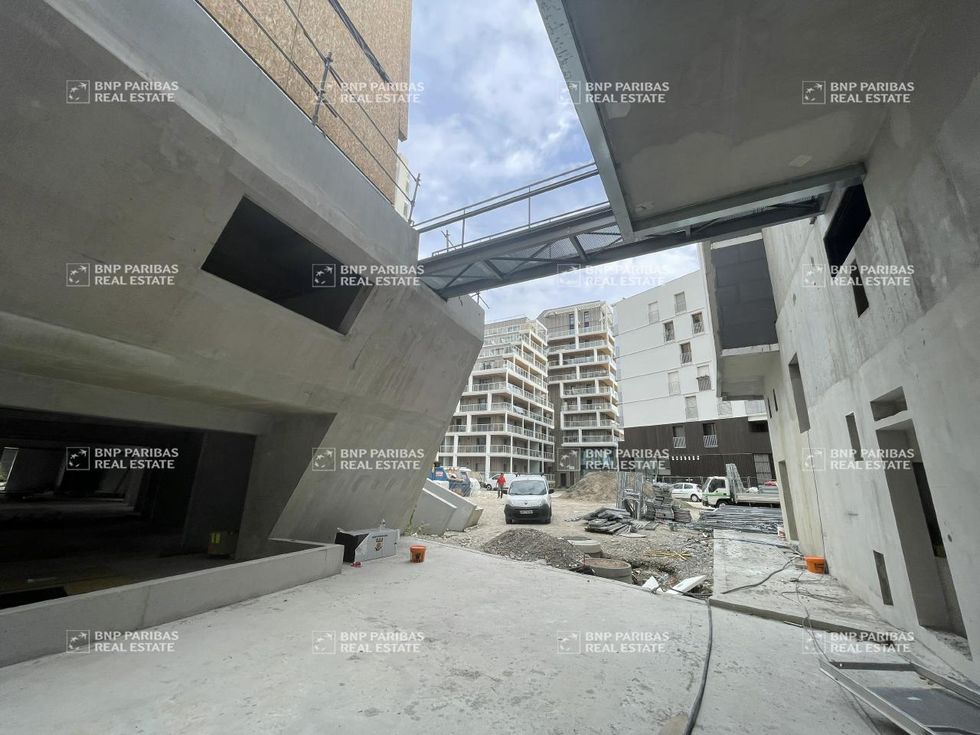 292.46 m² pour ce activité en vente à Grenoble