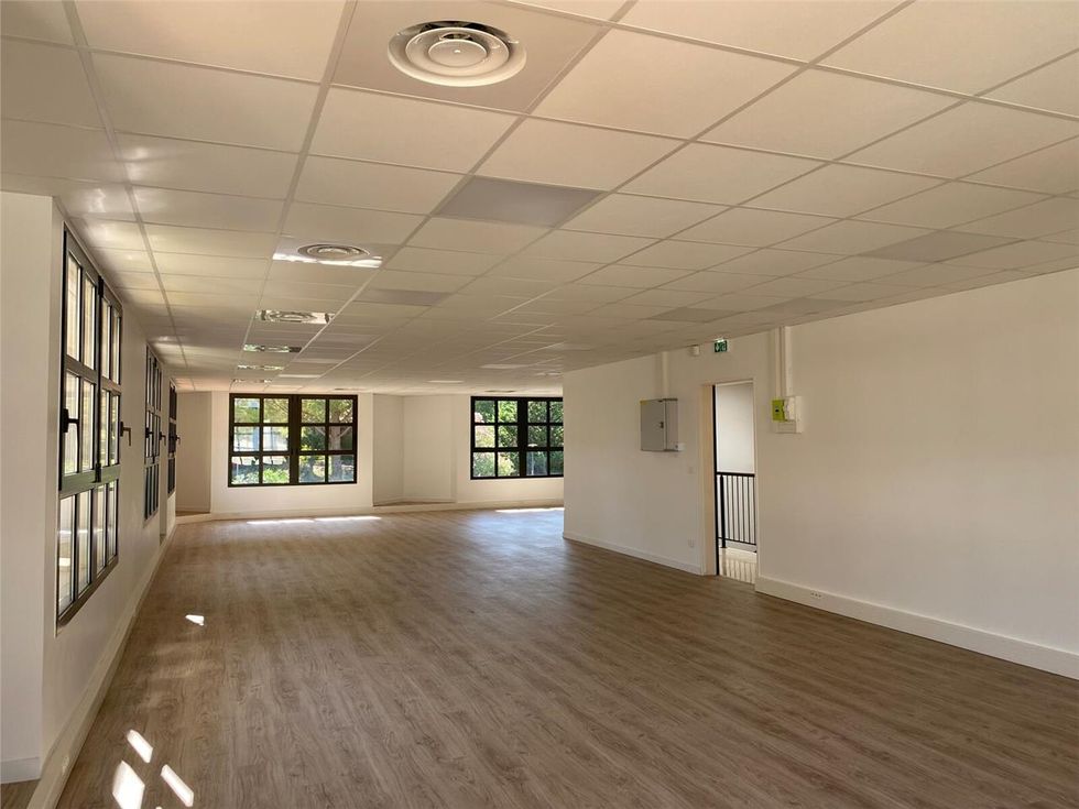 BUREAUX A LOUER - MONTPELLIER : CBRE vous propose