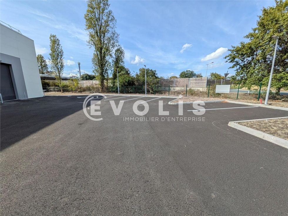 EVOLIS vous propose à la location un bâtiment ind