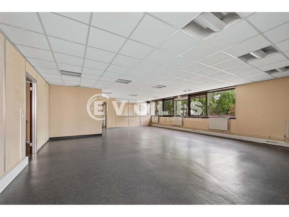 EVOLIS vous propose à la vente 337 m² de bureaux