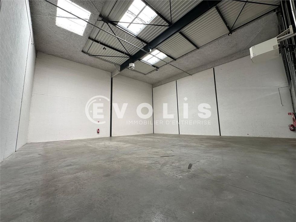 EVOLIS vous propose à la location un ensemble imm