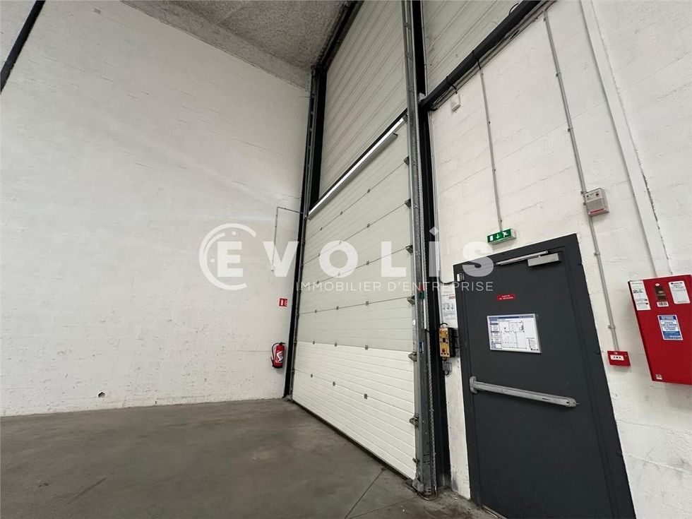 EVOLIS vous propose à la location un ensemble imm