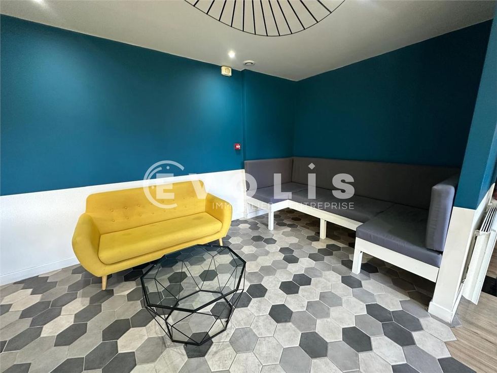 EVOLIS vous propose à la location une surface de