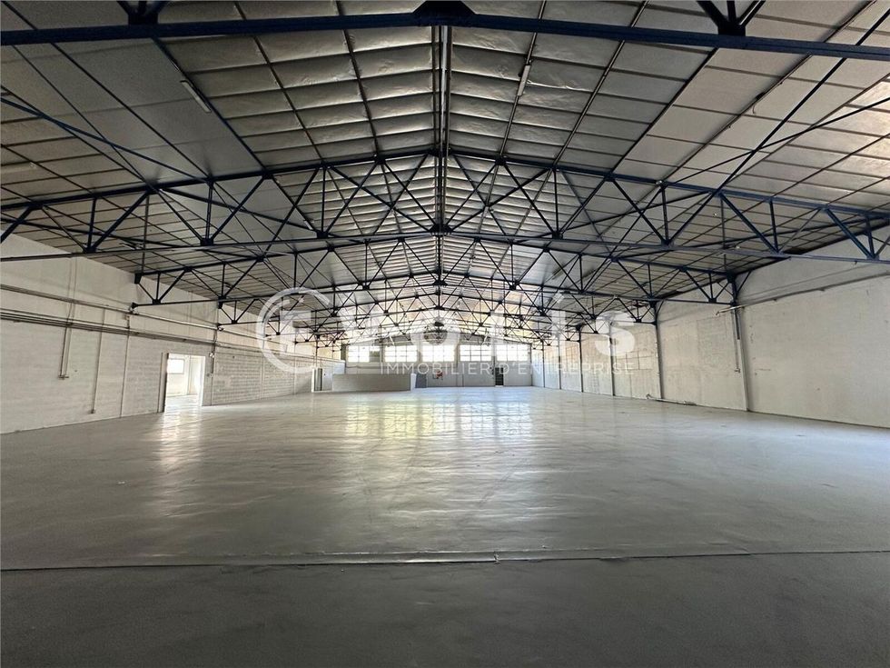 À Nanterre, découvrez un bâtiment indépendant de
