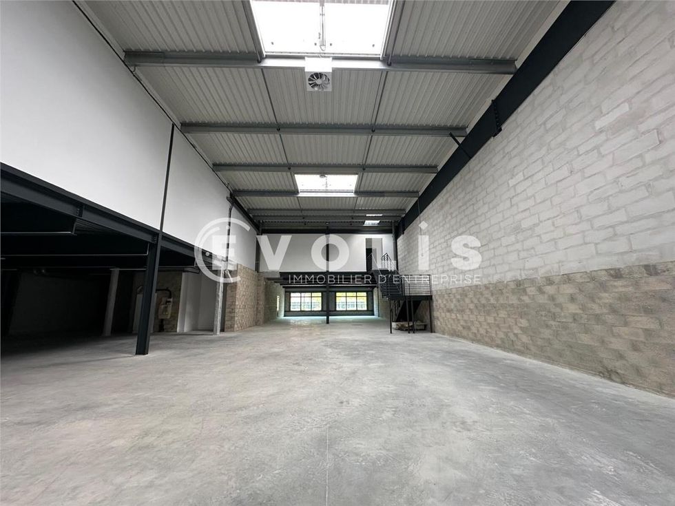 EVOLIS vous propose à la location un ensemble de