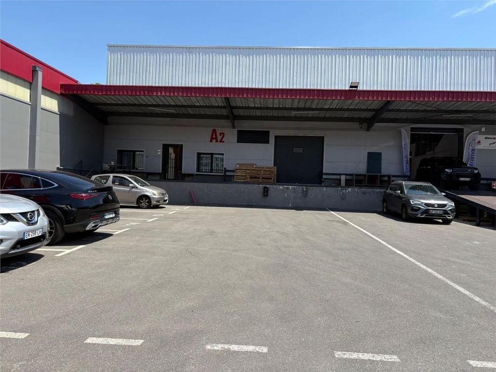 À louer - Entrepôt avec accès à quai - Marseille 