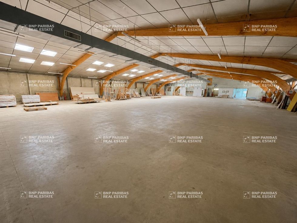 Vente Activité 2395 m² non divisibles 35137 Bedee
