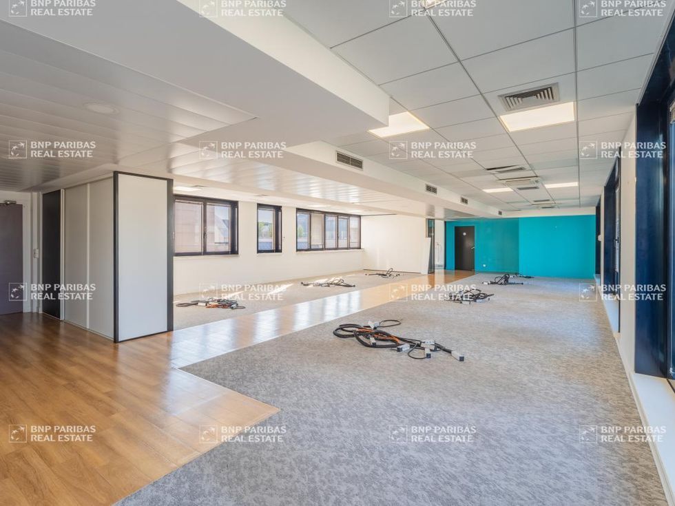 2384.65 m² pour ce bureaux en location à Boulogne-billancourt
