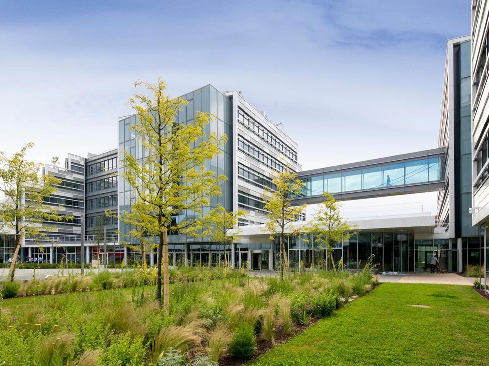 47013 m² pour ce bureaux en location à Gentilly
