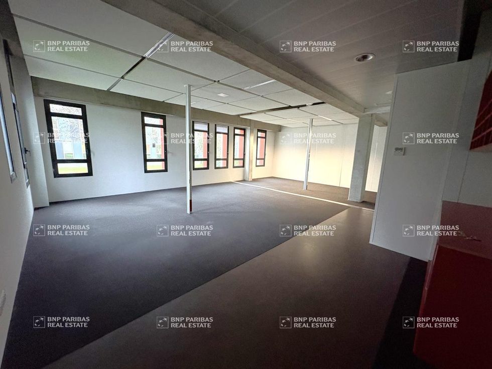 645 m² pour ce bureaux en location à Saint-herblain