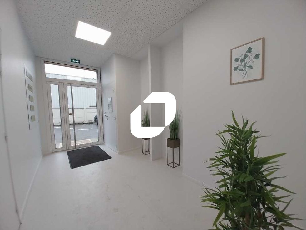 Immprove vous propose à la location des surfaces 