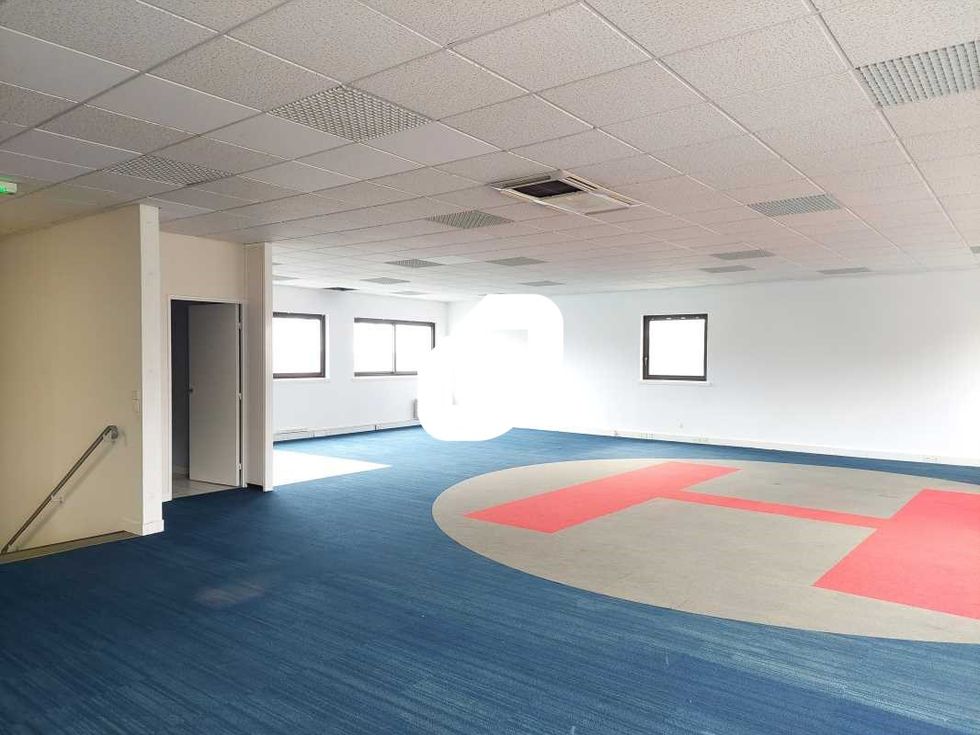 Immprove vous propose une surface de bureaux à la
