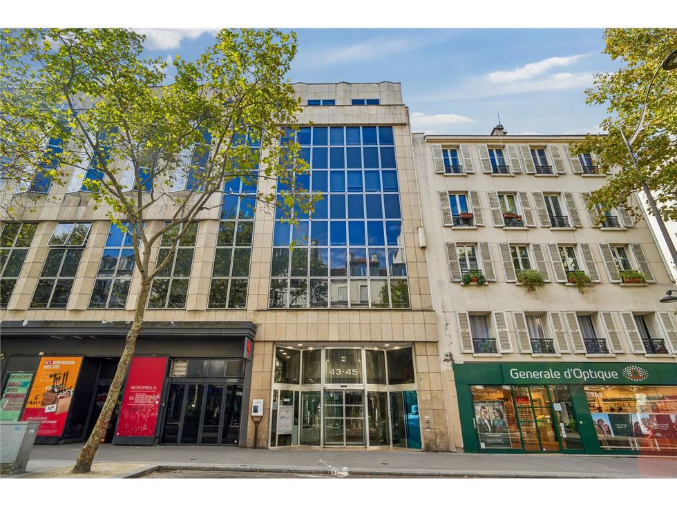 Savills vous propose à la location des bureaux si