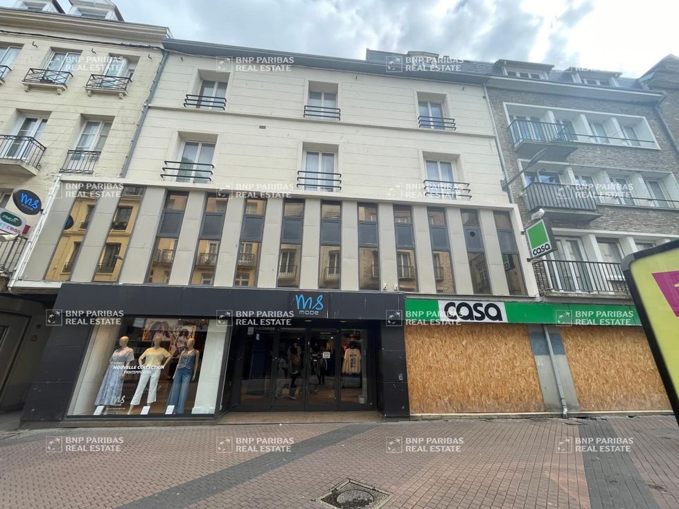 Location Local commercial 600 m² non divisibles 76200 Dieppe