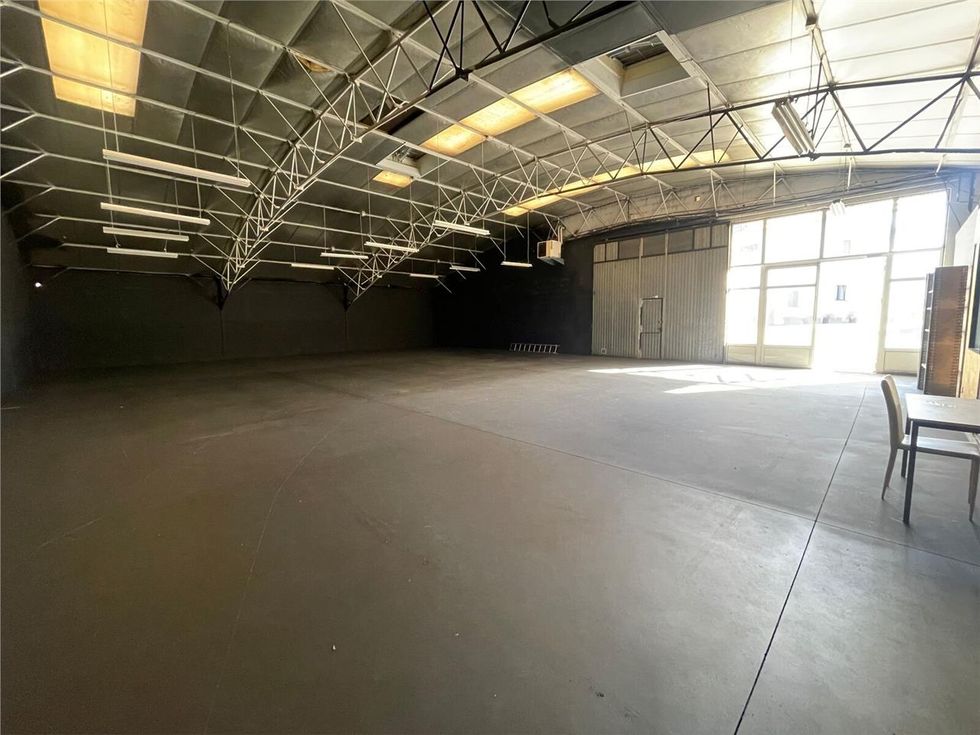 LOCAL D'ACTIVITÉS D'ENVIRON 345 M² - NANTES Arno