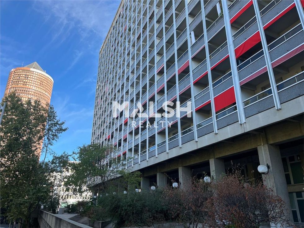 Bureaux de 387 m² divisibles à partir de 67 m² à