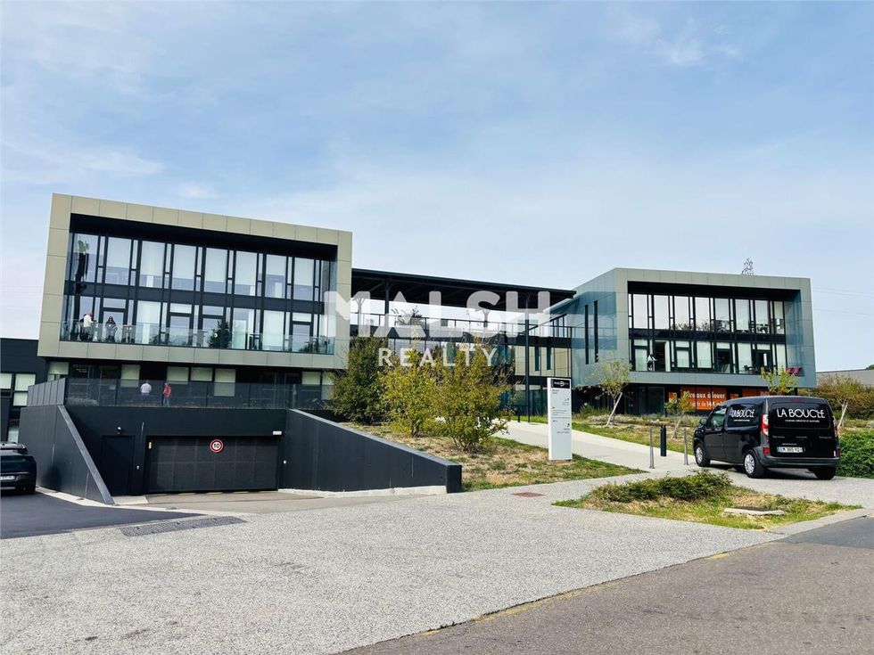 Nous vous proposons plusieurs surfaces de bureaux
