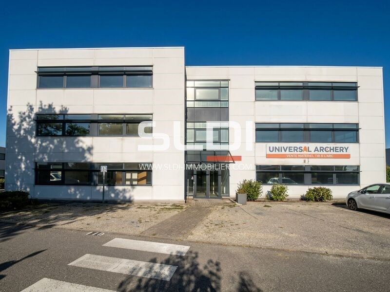 A louer à Décines Charpieu, dans un emplacement s