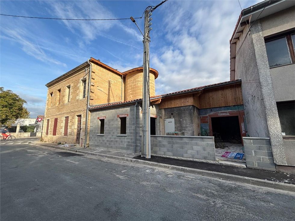 Arthur Loyd vous propose à la location envir