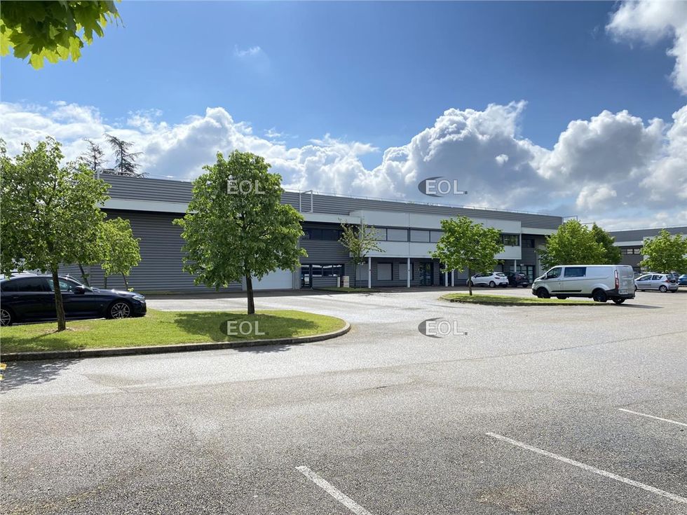 Location Local d'activités 1032.0 m² non divisibles