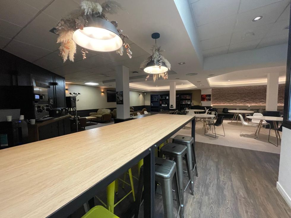 Location Bureaux 250 m² non divisibles 92100 Boulogne billancourt