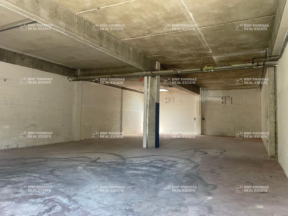 Location Activité 292 m² non divisibles 13127 Vitrolles