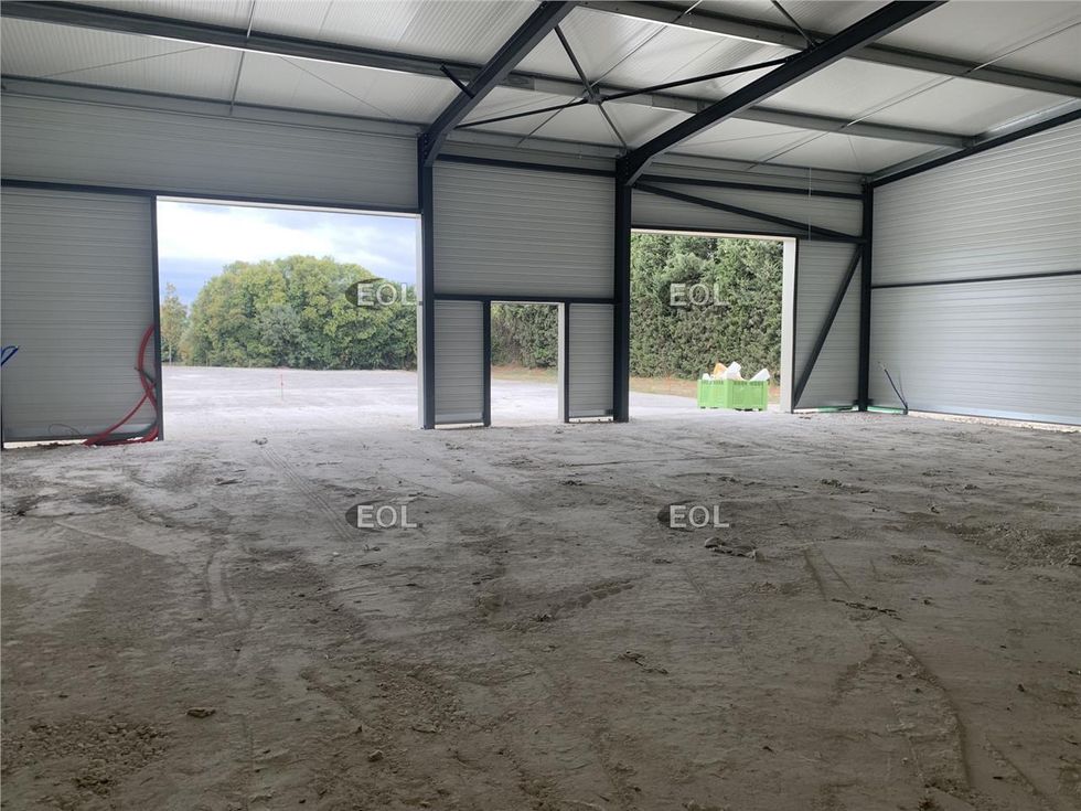 Vente Local d'activités 470.0 m² non divisibles