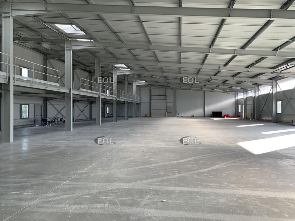 Bâtiment indépendant neuf à louer à vendre
