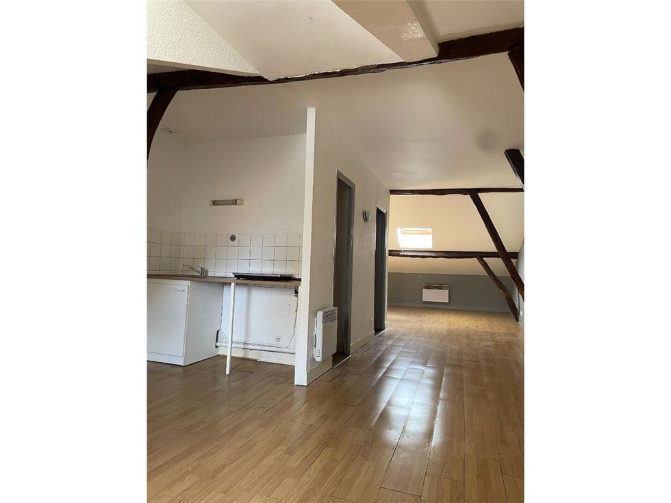 Vente local commercial 500.00 m² à LIMOGES