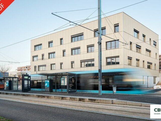 Vente bureaux 1811 m² divisibles à partir de 53 m²