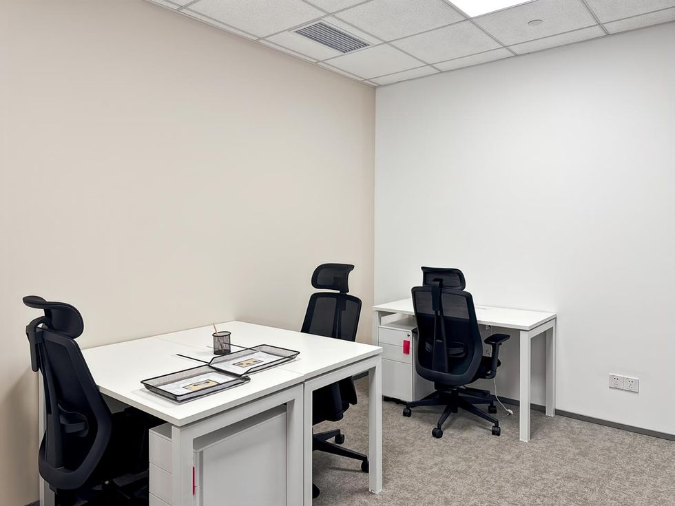 Regus_Weiyi Center_China_Centre 8758_Office 4