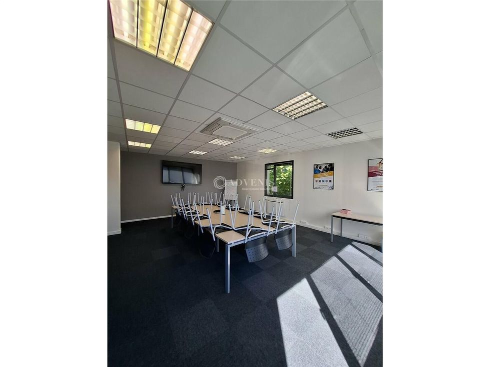 Location bureaux 1058 m² divisibles à partir de 1058 m²