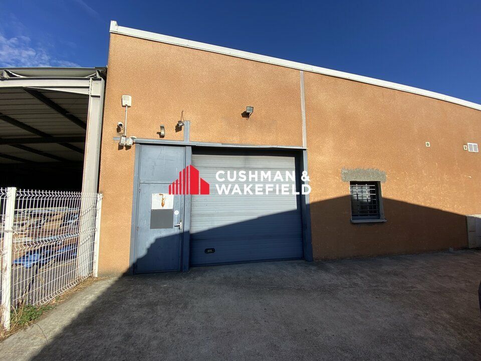 Location local d''activites 357 m² non divisibles