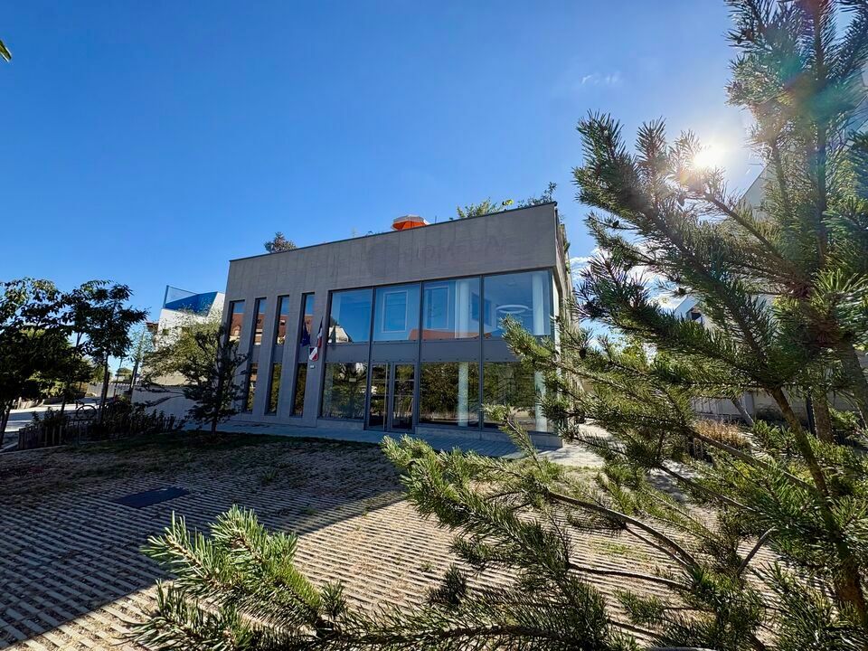 Location bureaux 250 m² non divisibles