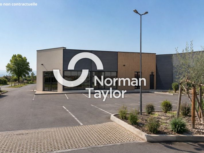 Location local commercial 1450 m² non divisibles