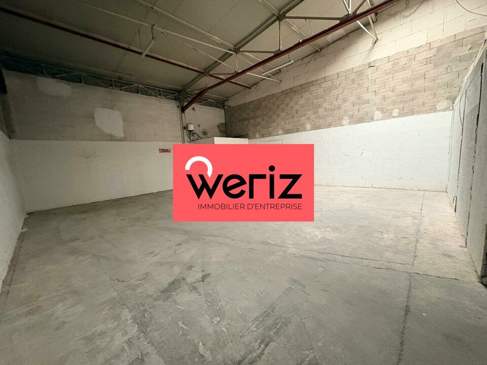 Location local d''activites 174 m² non divisibles