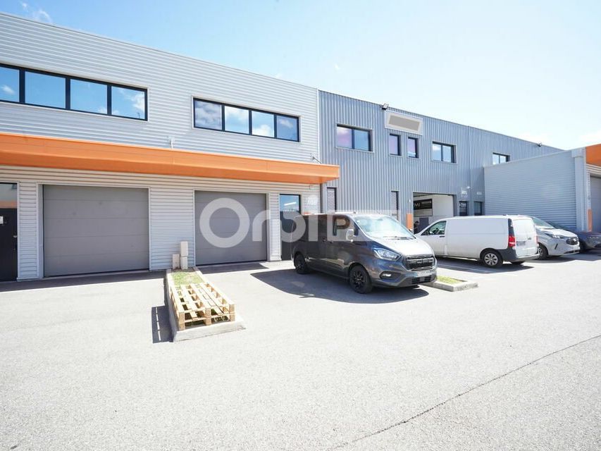 LOCAL D'ACTIVITE A LOUER - 178 m² - CORBAS