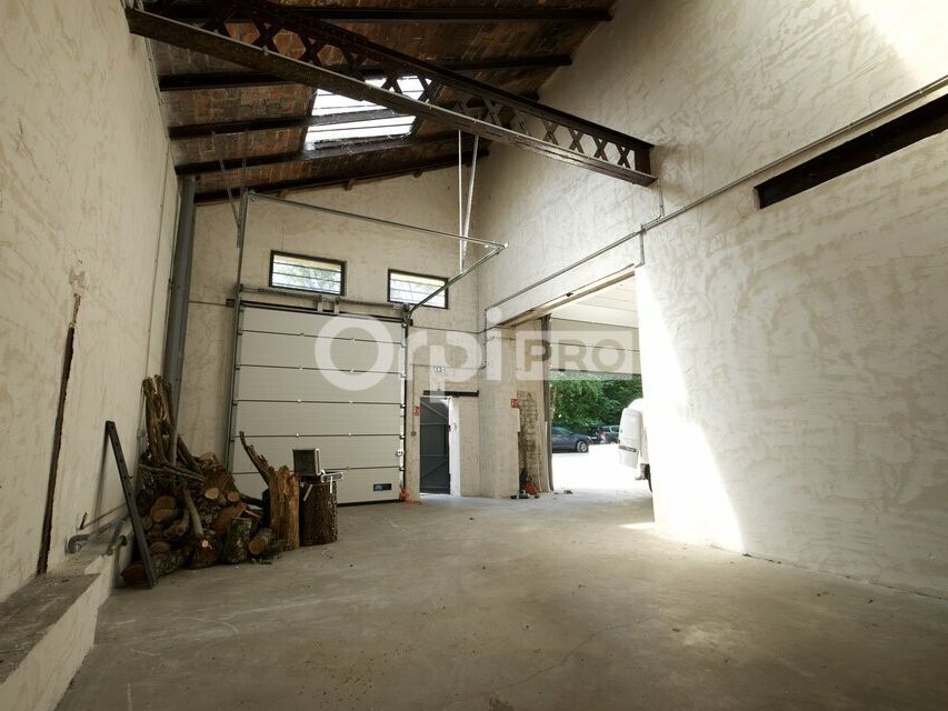 Location local d''activites 336 m² non divisibles
