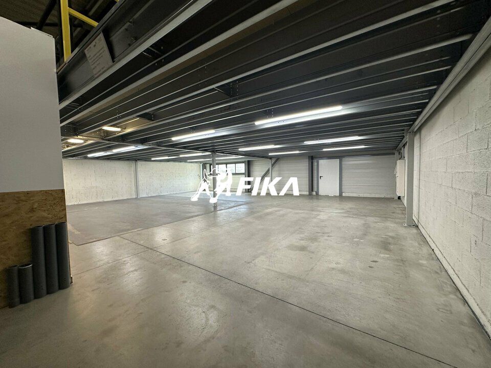 LOCAL A LOUER - 396 m² - MONTRABE 