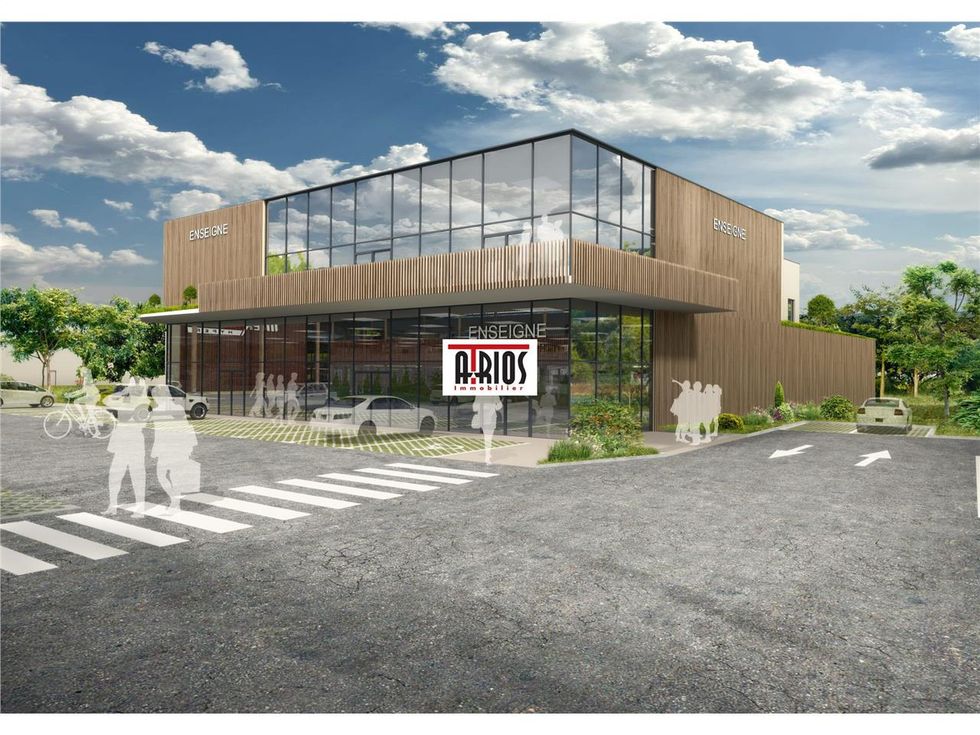 Location local commercial 526.00 m² à Solliès-Pont