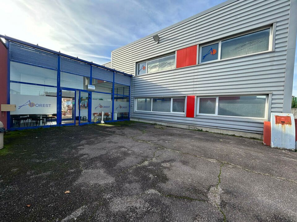 Vente local d''activites 808 m² non divisibles