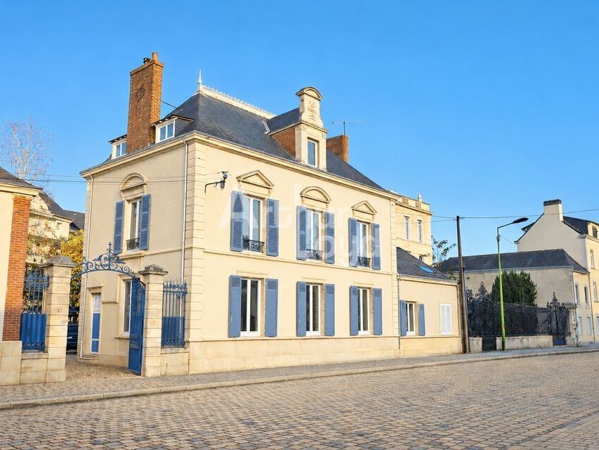 Location bureaux 351.18 m² non divisibles