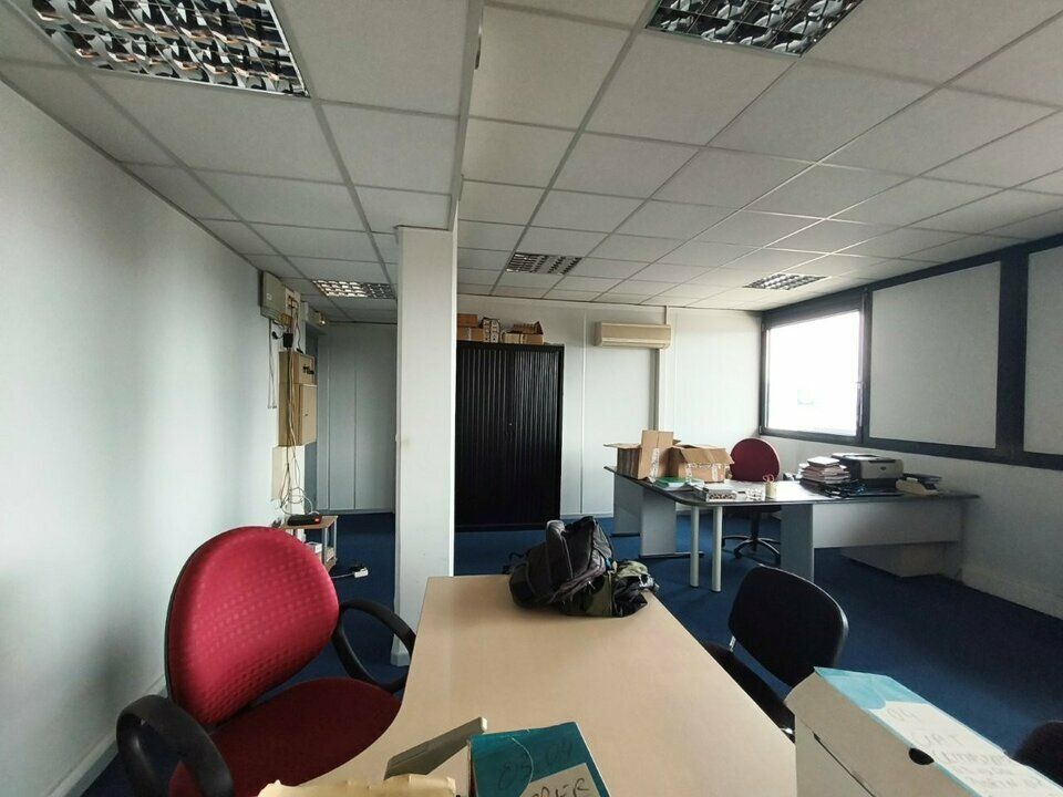 Location bureaux 67 m² non divisibles