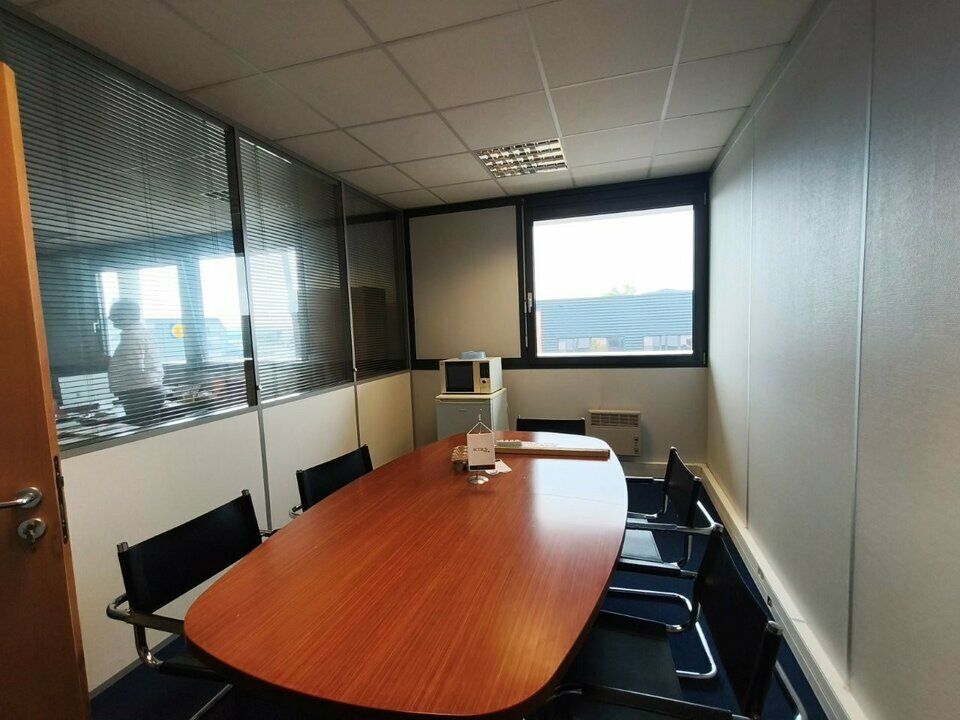 Location bureau - 67 m²