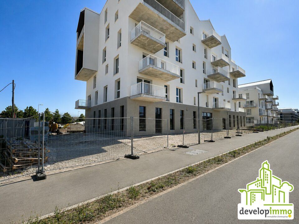 Vente local commercial 94 m² non divisibles