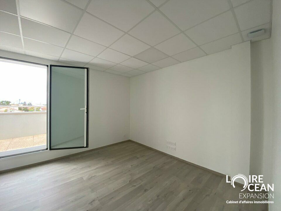 Location bureaux 55 m² non divisibles