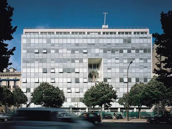 Location bureaux 1410.8 m² à Marseille 8e