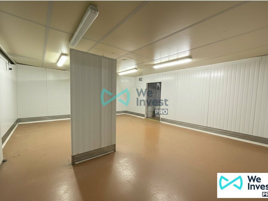 Location entrepot 83 m² non divisibles